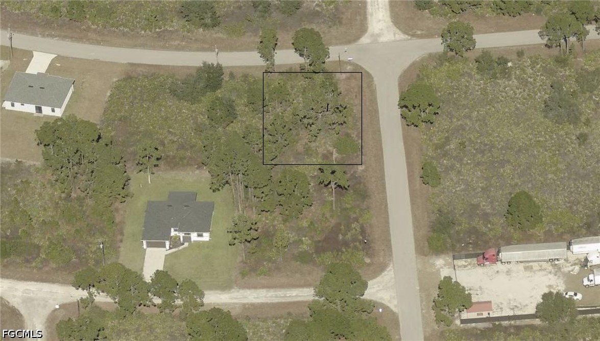 Land in Lehigh Acres 2