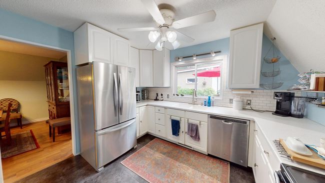 Kitchen | Image 17