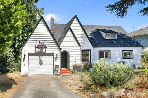 1005 E 30th St, Tacoma, WA, 98404-3204 | Card Image