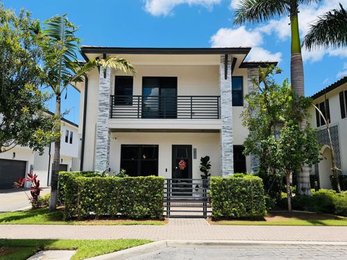 8288 Nw 44th Terrace, Doral, FL, 33166 | Card Image