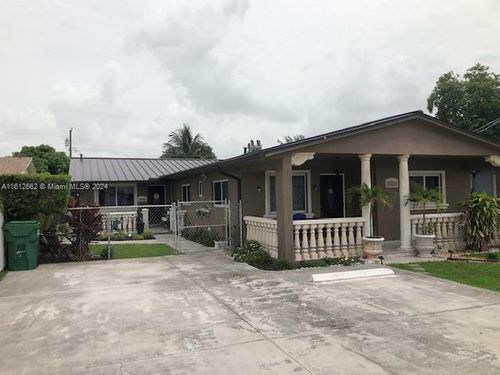 7035 Sw 21st St, Miami, FL, 33155-1673 | Card Image