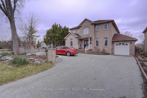 bsmt-208 Twyn Rivers Dr, Pickering, ON, L1V1E4 | Card Image
