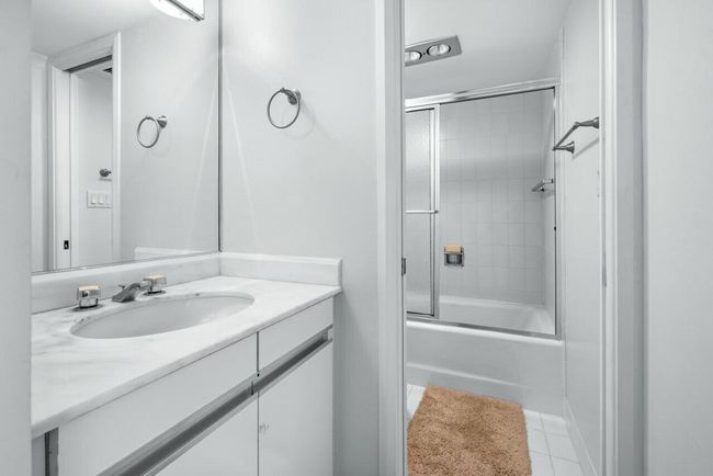 252 - 100 Lakeshore Drive, Condo with 3 bedrooms, 4 bathrooms and null parking in North Palm Beach FL | Image 28