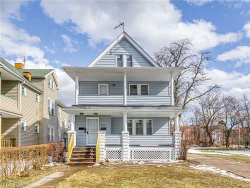 3651 E 140th St, Cleveland, OH, 44120-4581 | Card Image