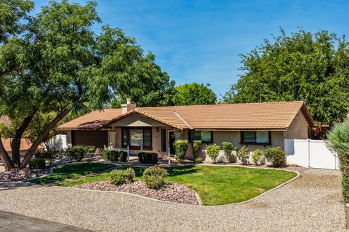 3716 Marigold Way, St George, UT, 84790-7526 | Card Image