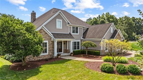 6612 Woodbridge Cir Nw, Massillon, OH, 44646-9123 | Card Image