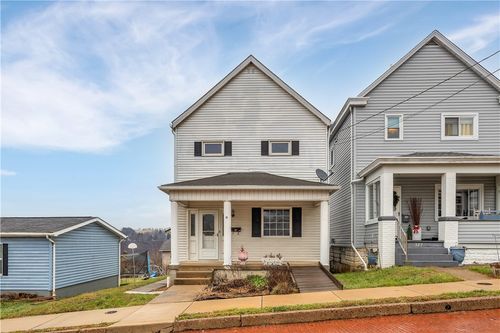 324 Beech St, Vandergrift, PA, 15690-1492 | Card Image