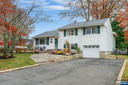 71 Westland Rd, Cedar Grove, NJ, 07009-2219 | Card Image