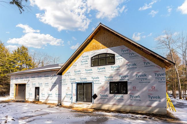 16 Lake Forest Dr, House other with 3 bedrooms, 3 bathrooms and 4 parking in McDougall ON | Image 15