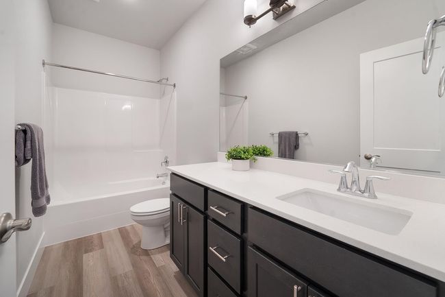 5763 S Sherri Lea Rd, House other with 3 bedrooms, 2 bathrooms and null parking in Spokane WA | Image 5