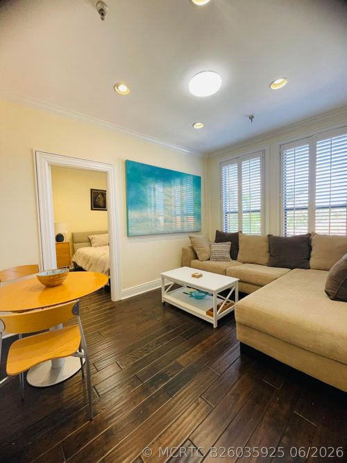 2262-235 Sunrise Ave, Palm Beach, FL, 33480-3812 | Card Image