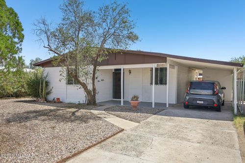 2131 S Magnolia Ave, Tucson, AZ, 85711-6534 | Card Image