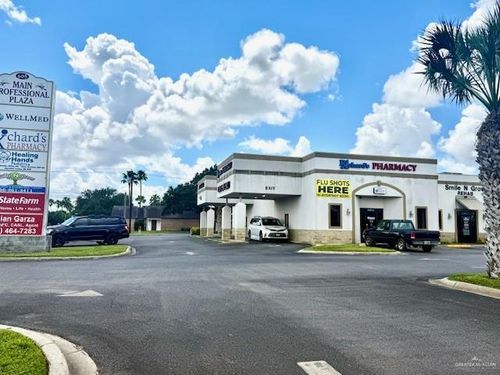 e-605 N Main St, Donna, TX, 78537-2725 | Card Image