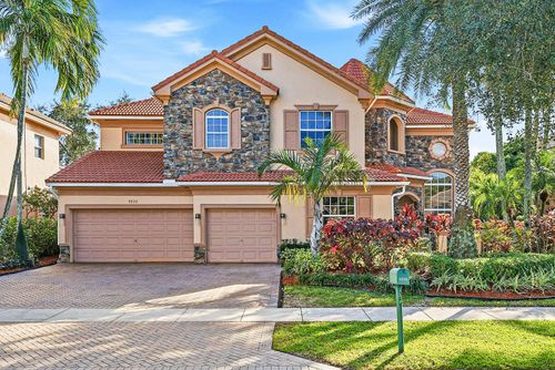 9232 Pineville Dr, Lake Worth, FL, 33467-6175 | Card Image
