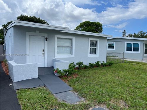 2726 Nw 4th Ct, Pompano Beach, FL, 33069-2109 | Card Image