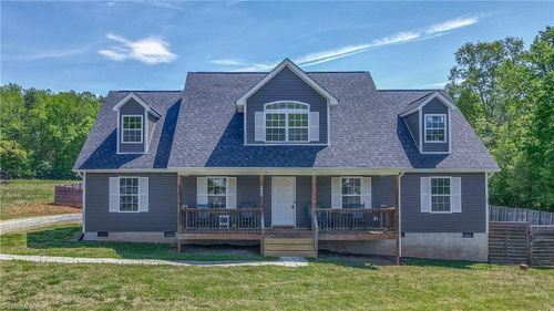 455 Lake Drive 6, Lexington, NC, 27292-8283 | Card Image