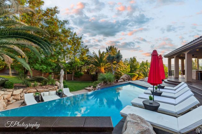 View of swimming pool | Image 55