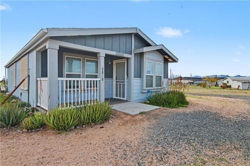 3058 W Carmichael Rd, Golden Valley, AZ, 86413-8815 | Card Image