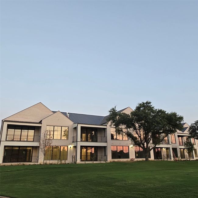 UNIT-12 - 360 O Connor Ridge Blvd, Condo with 3 bedrooms, 3 bathrooms and null parking in Irving TX | Image 9