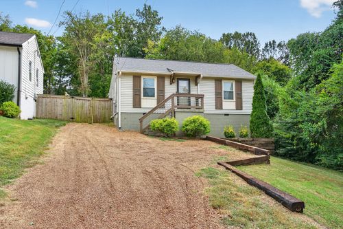 932 Sharpe Ave, Nashville, TN, 37206-3452 | Card Image