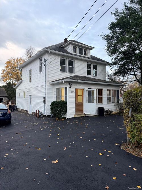 110 Columbia St, Huntingtn Sta, NY, 11746-1220 | Card Image