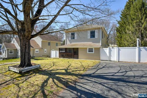 36 Decker Ave, Butler, NJ, 07405-1509 | Card Image