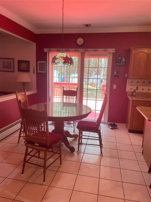 22 Jerusalem Hollow Rd, Manorville, NY, 11949-3123 | Card Image