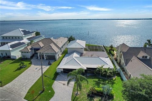 3611 Se 21st Pl, CAPE CORAL, FL, 33904-5023 | Card Image