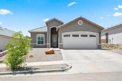 221 Ancroft Pl, El Paso, TX, 79928-5911 | Card Image