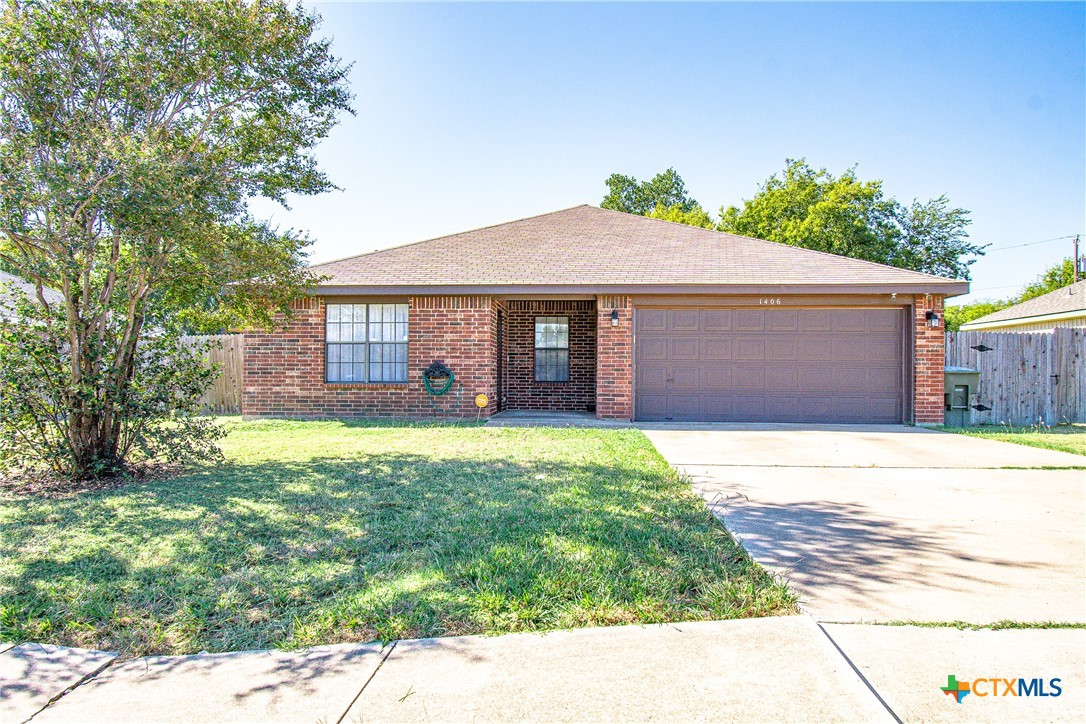 Nina Dr, Killeen, TX 76549