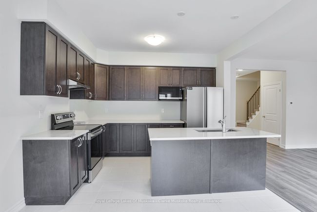 225 Mceachern Lane, House other with 4 bedrooms, 3 bathrooms and 2 parking in Gravenhurst ON | Image 8