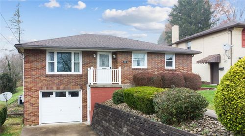 1013 10th St, Irwin, PA, 15642-3746 | Card Image