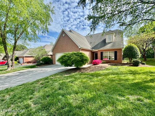 2620 Knob Creek Lane, Knoxville, TN, 37912 | Card Image