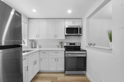 apt-206-9601 Sunrise Lakes Blvd, Sunrise, FL, 33322-1130 | Card Image