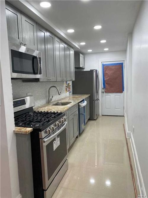 118 154th St, Jamaica, NY, 11434-2018 | Card Image