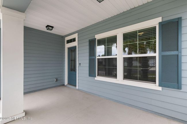 Front porch | Image 5
