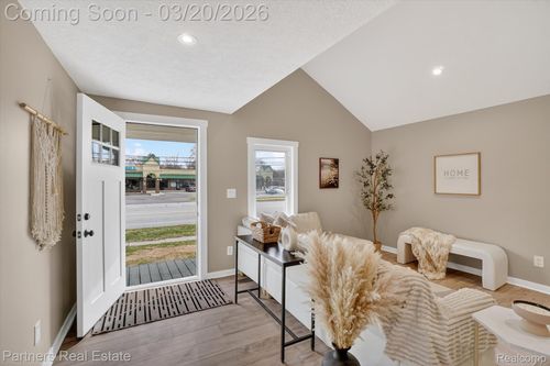 718 W Grand River Ave, Williamston, MI, 48895-1206 | Card Image