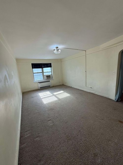 apt-b49-61 Saunders St, Rego Park, NY, 11374-1216 | Card Image