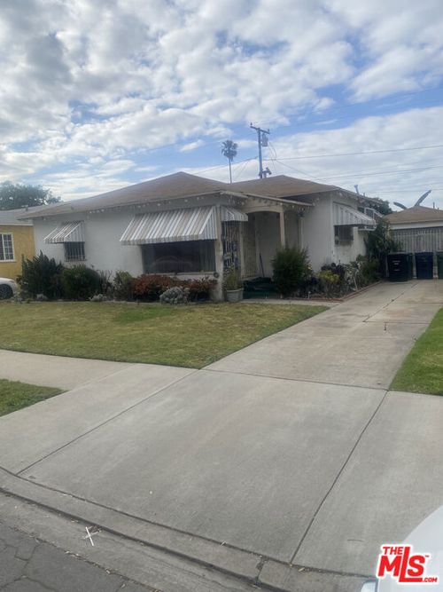 1223 E 124th Street, Los Angeles, CA, 90059 | Card Image
