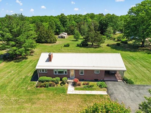 3191 Wards Rd, Altavista, VA, 24517-4036 | Card Image