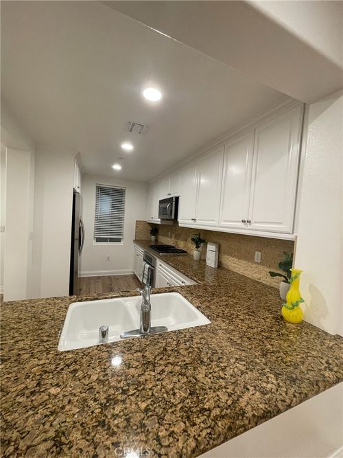 329-12975 Agustin Pl, Playa Vista, CA, 90094-2301 | Card Image