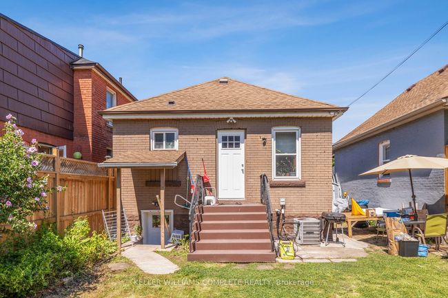 10 Craigmiller Ave, House other with 2 bedrooms, 2 bathrooms and 1 parking in Hamilton ON | Image 18