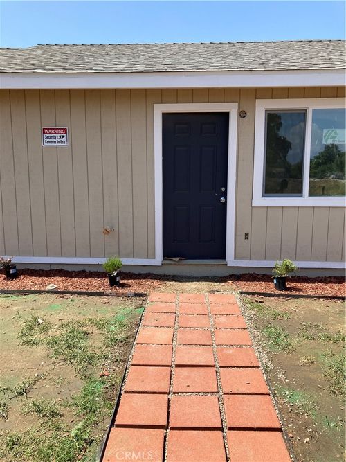 209 S Magnolia Ave, Farmersville, CA, 93223-1905 | Card Image