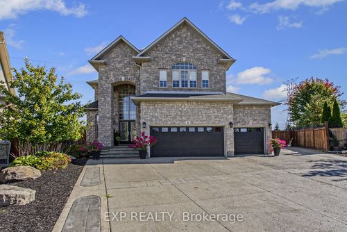 4 Playfair Crt, Ancaster, ON, L9K1R6 | Card Image