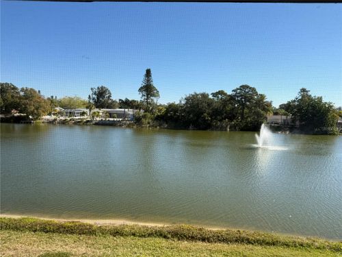 7-5631 Ashton Lake Dr, Sarasota, FL, 34231-6259 | Card Image