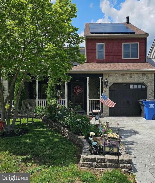 23 Adams St, SWEDESBORO, NJ, 08085-1569 | Card Image