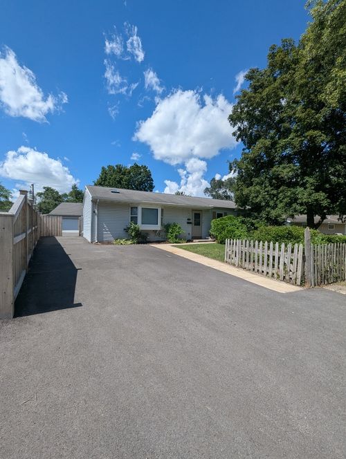 309 Robson Dr, Lockport, IL, 60441-3317 | Card Image