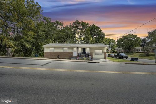 106 Rutherford Rd, HARRISBURG, PA, 17109-4531 | Card Image