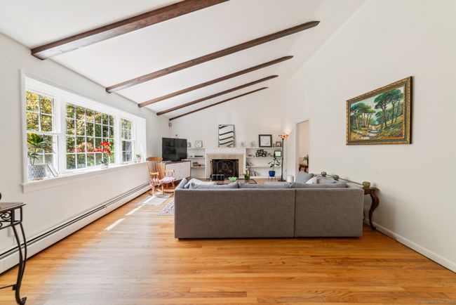 33 Saw Mill Rd, House other with 4 bedrooms, 3 bathrooms and null parking in Newtown CT | Image 8