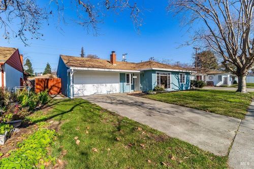 1102 Eastwood Street, Vallejo, CA, 94591 | Card Image